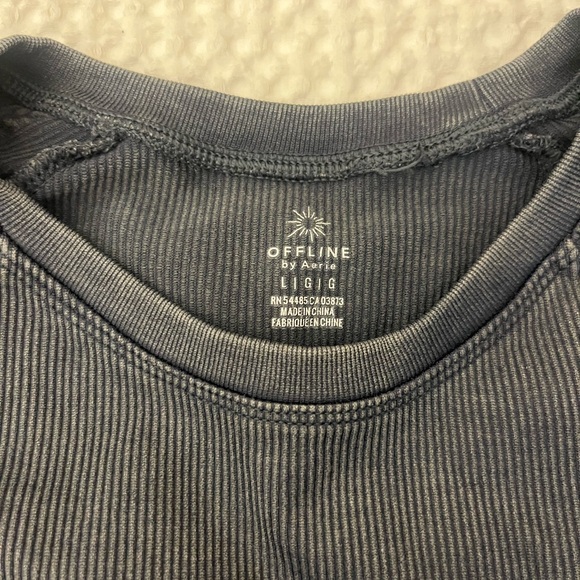 Cropped workout top - Picture 2 of 3